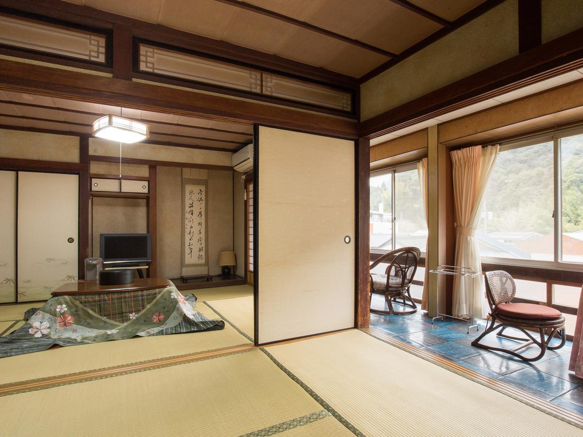 Izumiya Ryokan' Tawarayama Onsen Нагато Екстериор снимка