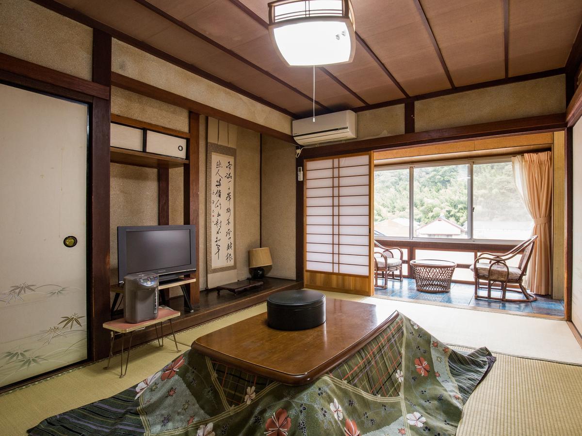 Izumiya Ryokan' Tawarayama Onsen Нагато Екстериор снимка
