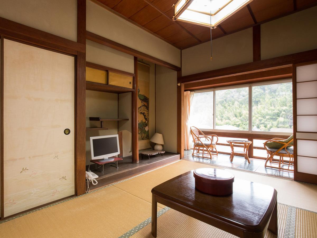 Izumiya Ryokan' Tawarayama Onsen Нагато Екстериор снимка