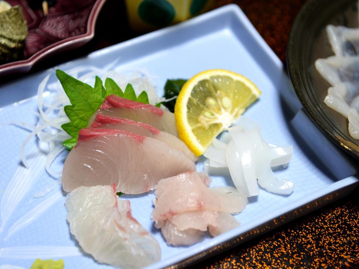 Izumiya Ryokan' Tawarayama Onsen Нагато Екстериор снимка